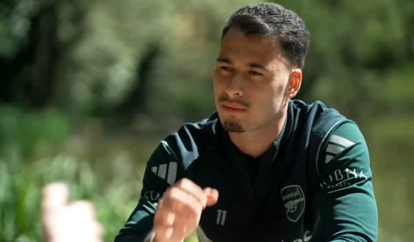 散户配资官网首页 争冠！马丁内利：只需要不犯同样的错误 赢下比赛尽量进更多的球